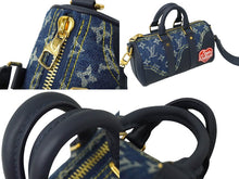 Load image into Gallery viewer, 極美品 LOUIS VUITTON ルイ ヴィトン × NIGO コラボ キーポルXS ハンドバッグ ストラップ付 M81011 モノグラム ドリップ 中古 61942