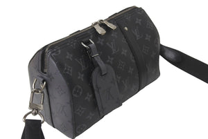 極美品 LOUIS VUITTON ルイ ヴィトン シティ キーポル ショルダーバッグ M45936 モノグラム エクリプス キャンバス 中古 61944