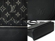 Load image into Gallery viewer, LOUIS VUITTON ルイ ヴィトン × NIGO コラボ ブザス トーキョー モノグラムドリップ ショルダーバッグ M45971 美品 中古 61945