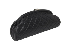 極美品 CHANEL シャネル マトラッセ がま口 クラッチバッグ ポーチ 11番台 ブラック ラムスキン シルバー金具 中古 61948
