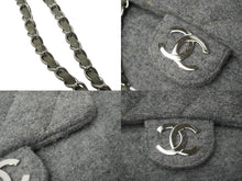 Load image into Gallery viewer, CHANEL シャネル チェーンショルダーバッグ ココマーク マトラッセ 10番台 2006年 フェルト ウール グレー 美品 中古 61949