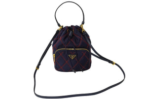極美品 PRADA プラダ ハンドバッグ 2WAY トライアングルロゴ ナイロン ネイビー レッドカラーステッチ 巾着 1BH038 中古 61955 