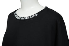 Load image into Gallery viewer, 新品未使用 CHROME HEARTS クロムハーツ ネックロゴクルーネックスウェットシャツ トレーナー 袖ロゴプリント ブラック 中古 62000