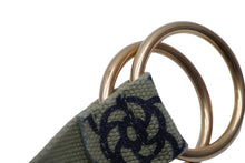 Load image into Gallery viewer, CHANEL シャネル グラフィティ ベルト B15S RUE CAMBON コットンキャンバス カーキ ゴールド金具 美品 中古 62017