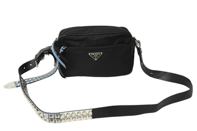 PRADA プラダ ショルダーバッグ トライアングルロゴ スタッズ ナイロン 牛革 ブラック ブルー 1BC167 シルバー金具 美品 中古 62019