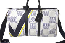 Load image into Gallery viewer, 極美品 LOUIS VUITTON ルイヴィトン キーポル バンドリエール45 2017アメリカズカップ N44018 ダミエコーストライン 中古 62028