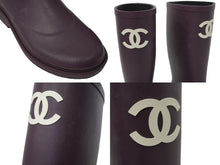 Load image into Gallery viewer, CHANEL シャネル ロング レイン ブーツ パープル ラバー ココマーク ロゴ 22A シューズ 靴 G38355 サイズ38 美品 中古 62101