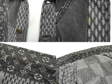 Load image into Gallery viewer, LOUIS VUITTON ルイヴィトン × NIGO ニゴー コラボ ジャイアントダミエウェーブス デニムジャケット モノグラム 54 美品 中古 62102