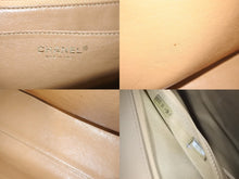 Load image into Gallery viewer, CHANEL シャネル ハンドバッグ マトラッセ ココマーク ヴィンテージ キャビアスキン ベージュ ゴールド金具 A12397 美品 中古 62104