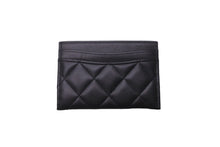 Load image into Gallery viewer, CHANEL シャネル カードケース ココマーク ランダム番台 ラムスキン キルティング ブラック バーガンディ 美品 中古 62122
