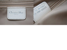 Load image into Gallery viewer, Christian Dior クリスチャンディオール ハンドバッグ トロッター 花柄 刺繍 07-MA-0035 キャンバス ベージュ 美品 中古 62143