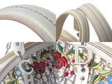Load image into Gallery viewer, Christian Dior クリスチャンディオール ハンドバッグ トロッター 花柄 刺繍 07-MA-0035 キャンバス ベージュ 美品 中古 62143