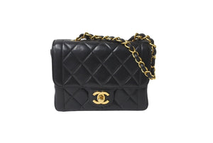 CHANEL シャネル チェーンショルダーバッグ マトラッセ ラムスキン 3番台 1995 ココマーク ブラック ゴールド金具 美品 中古 62146