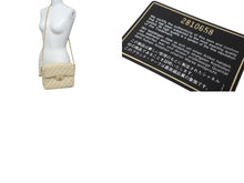 Load image into Gallery viewer, CHANEL シャネル ブリリアント 玉付き ビジューチェーンショルダーバッグ ココマーク キャビアスキン 2番台 1992年 ベージュ美品 中古 62153