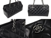 Load image into Gallery viewer, CHANEL シャネル ハンドバッグ マトラッセ ココマーク ラムスキン ブラック シルバー金具 美品 中古 62154