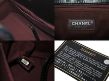 Load image into Gallery viewer, CHANEL シャネル ハンドバッグ マトラッセ ココマーク ラムスキン ブラック シルバー金具 美品 中古 62154