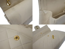 Load image into Gallery viewer, CHANEL シャネル マトラッセ25 Wフラップ チェーンショルダーバッグ 3番台 ラムスキン ベージュ ゴールド金具 美品 中古 62165