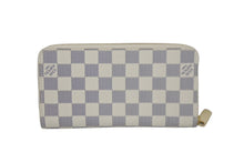 画像をギャラリービューアに読み込む, 極美品 LOUIS VUITTONルイヴィトン ジッピーウォレット N41660 ダミエアズールキャンバス 長財布 ホワイト ゴールド金具 中古 62181