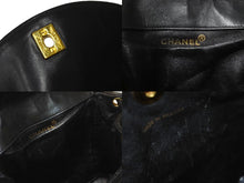 Load image into Gallery viewer, CHANEL シャネル マトラッセ リュック バックパック ココマーク 4番台 1997年 ブラック ラムスキン ゴールド金具 中古 美品 62191