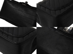 CHANEL シャネル Vステッチ チェーンショルダーバッグ 22番台 ココマーク ブラック ラムスキン シルバー金具 美品 中古 62192