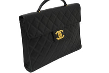 Load image into Gallery viewer, CHANEL シャネル マトラッセ ブリーフケース ビジネスバッグ キャビアスキン 2番台 ココマーク ゴールド金具 美品 中古 62193