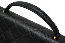 Load image into Gallery viewer, CHANEL シャネル マトラッセ ブリーフケース ビジネスバッグ キャビアスキン 2番台 ココマーク ゴールド金具 美品 中古 62193