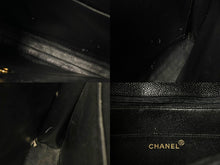 Load image into Gallery viewer, CHANEL シャネル マトラッセ ブリーフケース ビジネスバッグ キャビアスキン 2番台 ココマーク ゴールド金具 美品 中古 62193