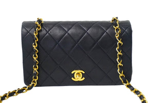 CHANEL シャネル マトラッセ チェーン ショルダーバッグ 19cm 1番台 ラムスキン フルフラップ ネイビー ゴールド金具 美品 中古 62198