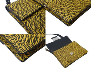 FENDI フェンディ ショルダーバッグ ズッカ柄 7VA524 AFSY F03BH レザー プリント ブラック イエロー シルバー金具 美品 中古 62199