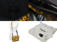 Load image into Gallery viewer, FENDI フェンディ ショルダーバッグ ズッカ柄 7VA524 AFSY F03BH レザー プリント ブラック イエロー シルバー金具 美品 中古 62199