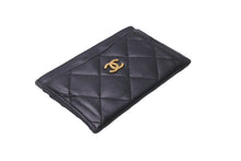 Load image into Gallery viewer, CHANEL シャネル ココマーク カードケース A31510 26番台 ラムスキン ブラック ゴールド金具 良品 中古 62220