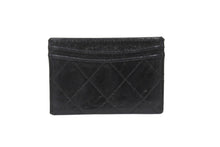 Load image into Gallery viewer, CHANEL シャネル 2.55 カードケース 11番台 キルティング カーフスキン ブラック ロゴ シルバー金具 美品 中古 62225