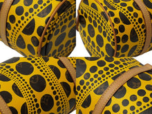 Load image into Gallery viewer, 新品同様 LOUIS VUITTON ルイヴィトン×草間彌生 ハンドバッグ パピヨン モノグラム パンプキンドット イエロー M40688 中古 62232