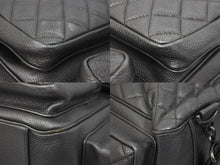 Load image into Gallery viewer, 極美品 CHANEL シャネル リュック キャビアスキン リュック バックパック マトラッセ レザー シルバー金具 中古 62238