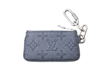 画像をギャラリービューアに読み込む, LOUIS VUITTON ルイヴィトン ポシェットクレ トリヨンクライミング コインケース M81602 グレー シルバー金具 美品 中古 62251