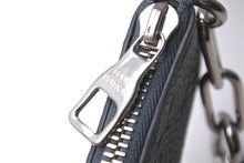 画像をギャラリービューアに読み込む, LOUIS VUITTON ルイヴィトン ポシェットクレ トリヨンクライミング コインケース M81602 グレー シルバー金具 美品 中古 62251