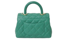 Load image into Gallery viewer, 新品未使用 CHANEL シャネル ココハンドル XXS チェーンショルダーバッグ AS2215 ランダム グリーン シャンパンゴールド金具 62272