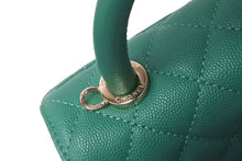Load image into Gallery viewer, 新品未使用 CHANEL シャネル ココハンドル XXS チェーンショルダーバッグ AS2215 ランダム グリーン シャンパンゴールド金具 62272
