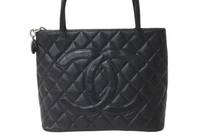CHANEL シャネル 復刻トートバック A01804 8番台 キャビアスキン ブラック シルバープレート 美品 中古 62274