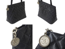 Load image into Gallery viewer, CHANEL シャネル 復刻トートバック A01804 8番台 キャビアスキン ブラック シルバープレート 美品 中古 62274