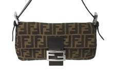 画像をギャラリービューアに読み込む, FENDI フェンディ マンマバケット ハンドバッグ アクセサリーポーチ ズッカ柄 ブラウン シルバー金具 美品 中古 62276 