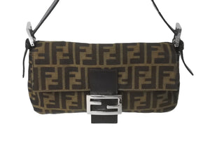 FENDI フェンディ マンマバケット ハンドバッグ アクセサリーポーチ ズッカ柄 ブラウン シルバー金具 美品 中古 62276 