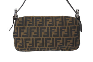 FENDI フェンディ マンマバケット ハンドバッグ アクセサリーポーチ ズッカ柄 ブラウン シルバー金具 美品 中古 62276 