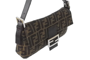 FENDI フェンディ マンマバケット ハンドバッグ アクセサリーポーチ ズッカ柄 ブラウン シルバー金具 美品 中古 62276 