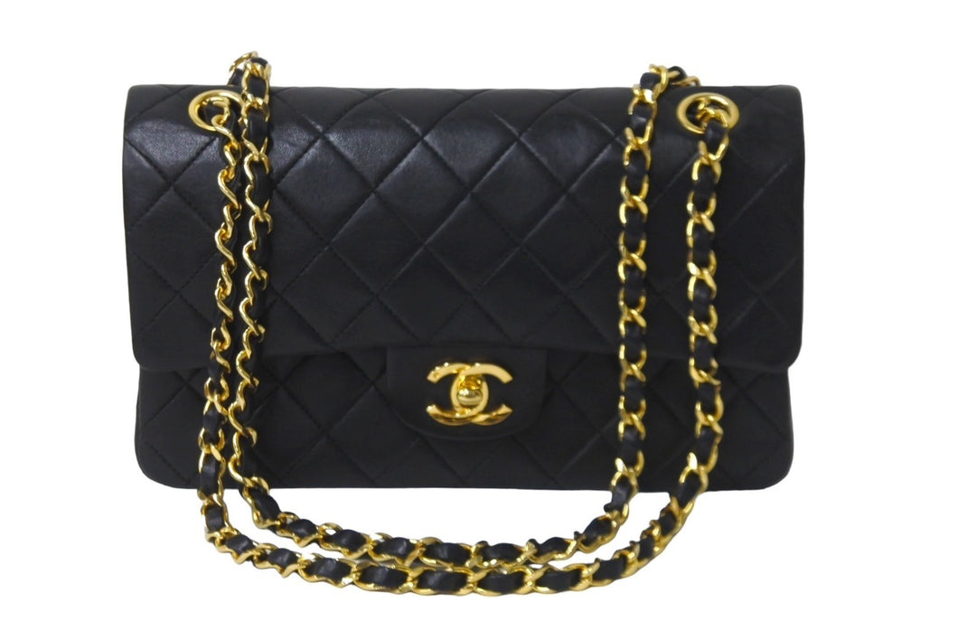 CHANEL シャネル Wフラップ マトラッセ チェーン ショルダーバッグ 23cm 1番台 ラムスキン ブラック ゴールド金具 美品 中古 62277