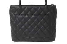 Load image into Gallery viewer, 極美品 CHANEL シャネル 復刻トートバック A01804 15番台 キャビアスキン ブラック シルバープレート 中古 62280
