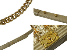 Load image into Gallery viewer, 新品同様 CHANEL シャネル ボーイシャネル20 ショルダーバッグ カーフスキン 20番台 ゴールド ゴールド金具 中古 62300