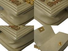 Load image into Gallery viewer, 新品同様 CHANEL シャネル ボーイシャネル20 ショルダーバッグ カーフスキン 20番台 ゴールド ゴールド金具 中古 62300