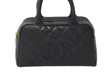 Load image into Gallery viewer, 極美品 CHANEL シャネル ミニボストンバッグ キャビアスキン ブラック 8番台 A20996 ゴールド金具 中古 62301