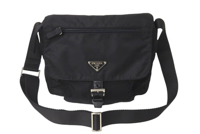 PRADA プラダ ショルダーバッグ トライアングルロゴ BT8994 ナイロン ブラック シルバー金具 美品 中古 62306